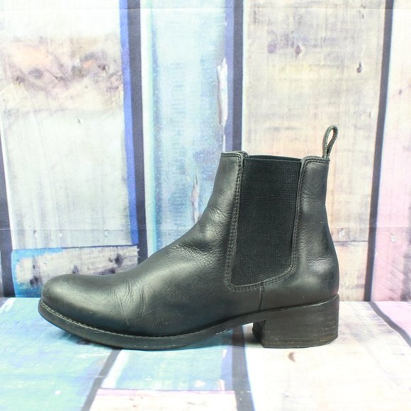 Unbranded Shoes - Almond Toe Black Ankle Side Stretch Boots Size 7